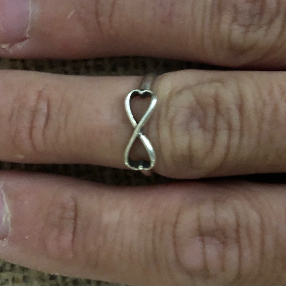 Heart infinity ring - Picture 2 of 3